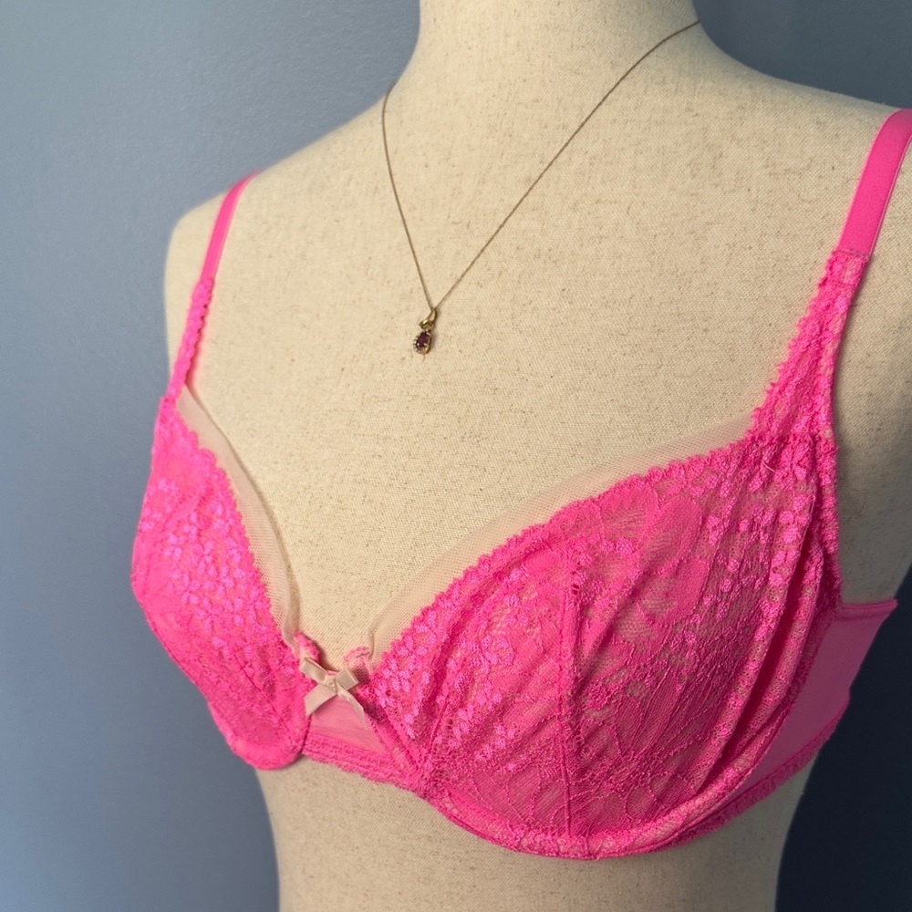 Victoria's Secret Dream Angels Hot Pink Sheer Lace Unlined Demi Bra 34C - Picture 2 of 16